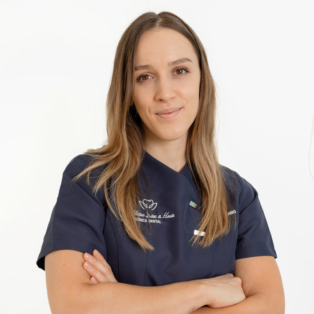 Clinica Dental Dra.Miriam Díaz & Hevia. Dra. Nuria Llano